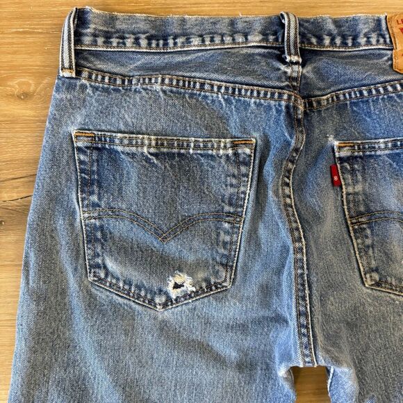 Levi’s 501 Blue Denim Button Fly High Waisted Blue Jeans Size 32 Classic Iconic - Picture 11 of 11